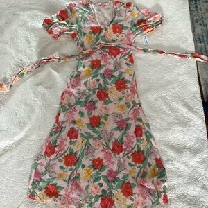 NWT Floral dress, Old Navy M